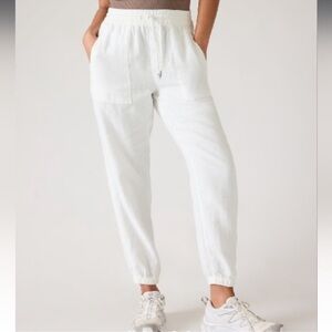 Athleta women’s retreat white linen joggers pantss size 12T